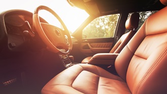 Hoe kun je de auto beschermen tegen hitte?